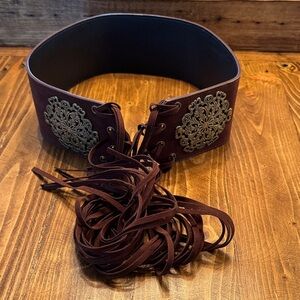 Vintage Style Lace-Up Brown Women’s Waist Belt with Decorative Medallions